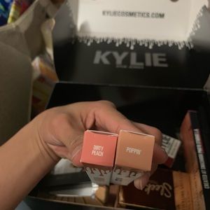 Kylie lipstick bundle